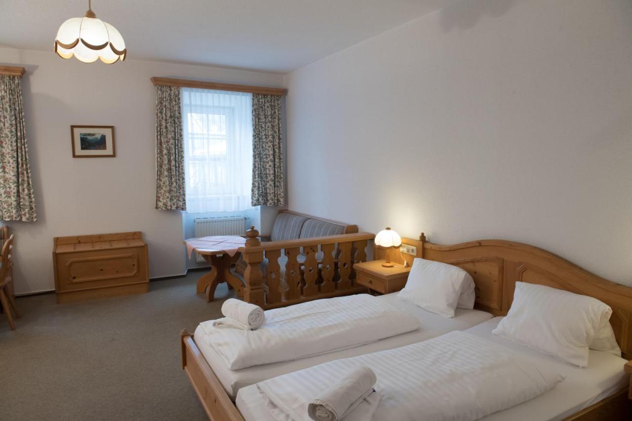 Blaue Traube Hotel Bad Aussee Eksteriør billede